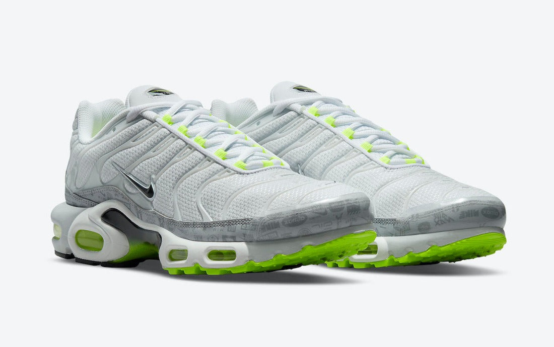 Nike Air Max Plus Platinum Grey Reflective Logos