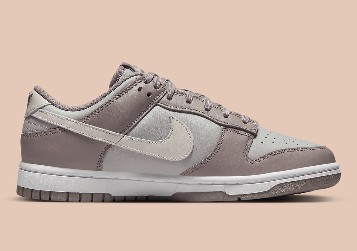 Nike Dunk Low Bone Beige