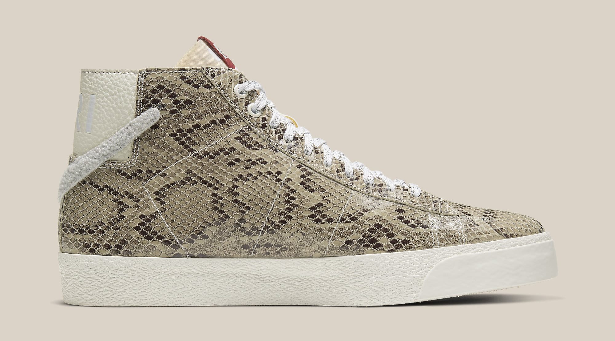 Nike SB - Blazer Mid Soulland FRI.day 03